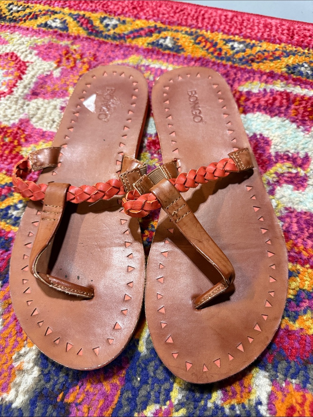 Vintage bongo flip flops size 9